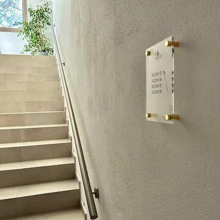Tarsis Guest House-2